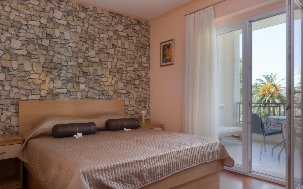 Villa Alesa Тучепи Екстер'єр фото