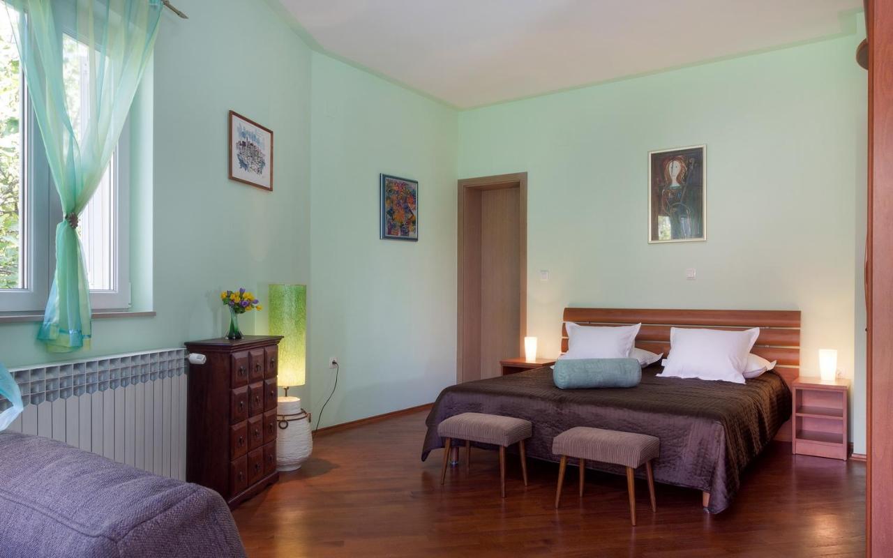 Villa Alesa Тучепи Екстер'єр фото